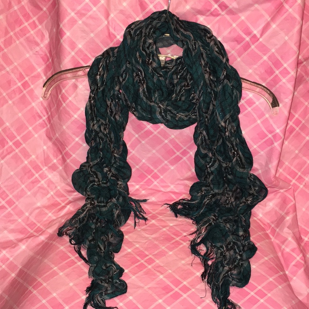 🎈SALE🎈🧣SCARF #15 “SCRUNCHIE”🧣
